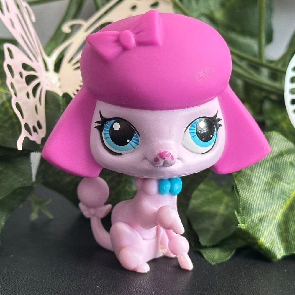 Littlest Pet Shop LPS 3272 Purple Poodle Dog Blue
